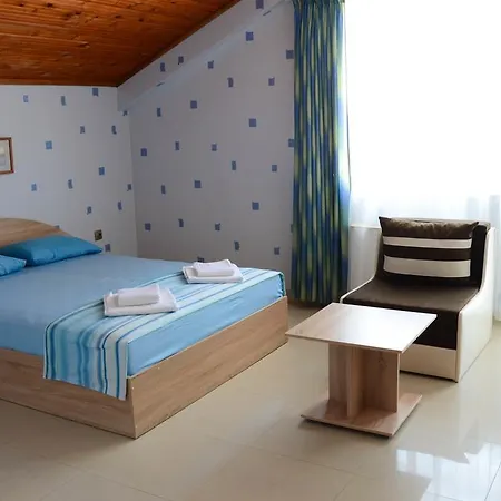 Guest house Guest Rubin 1 2*
